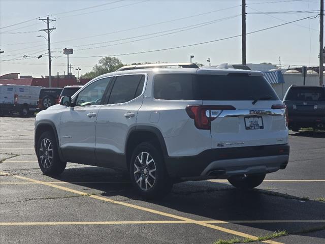 2023 GMC Acadia SLT