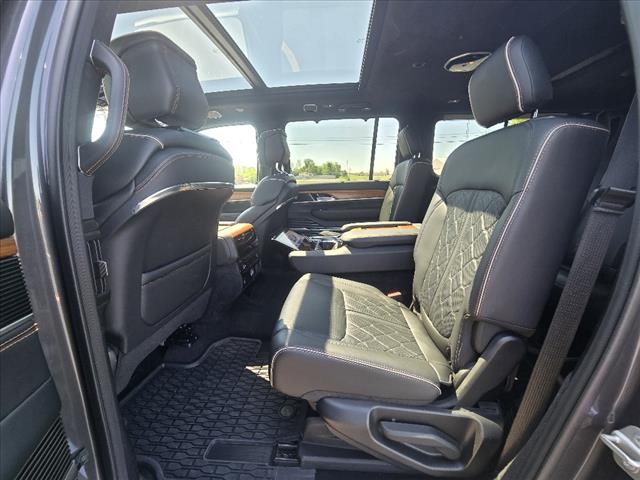 2024 Jeep Grand Wagoneer L Series III
