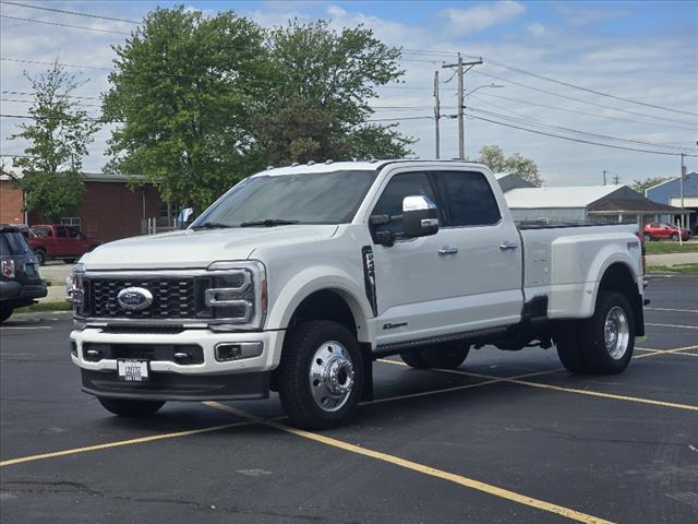 2024 Ford F-450 Super Duty Platinum
