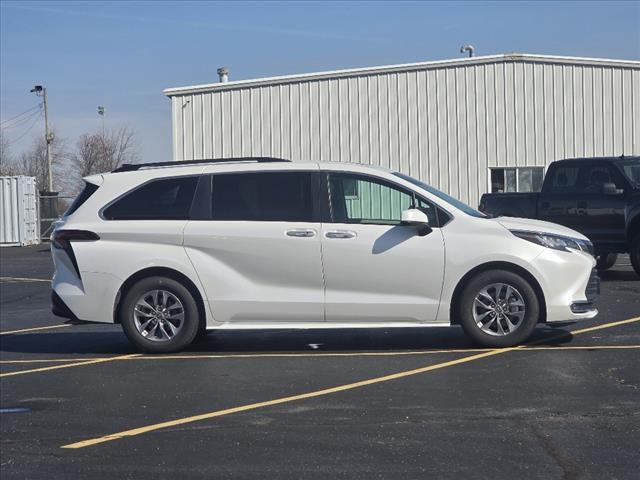 2023 Toyota Sienna XLE 7-Passenger