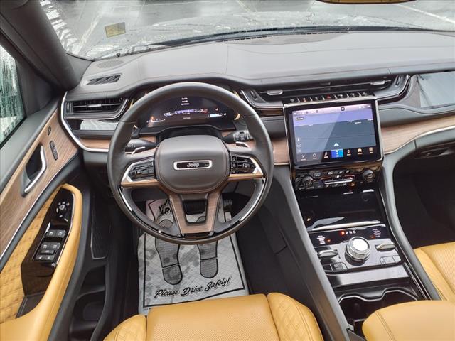 2023 Jeep Grand Cherokee Summit