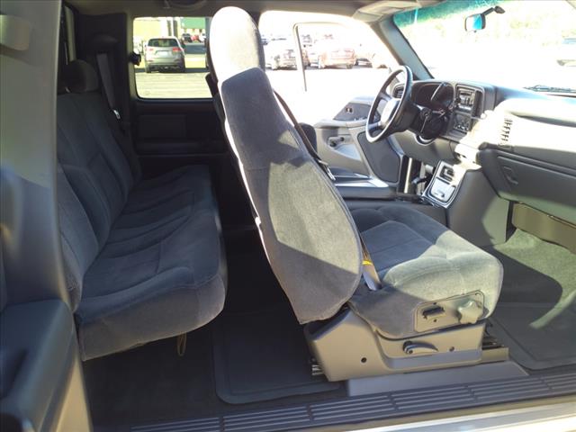 2000 Chevrolet Silverado 1500 LS