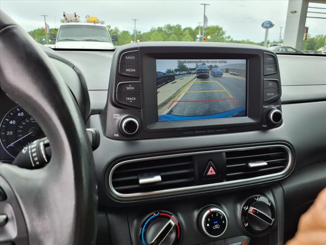2021 Hyundai KONA SEL