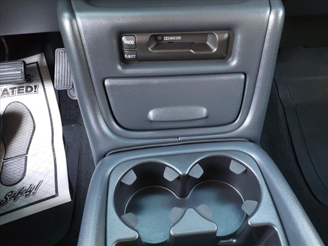 2000 Chevrolet Silverado 1500 LS