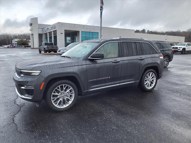 2023 Jeep Grand Cherokee Summit