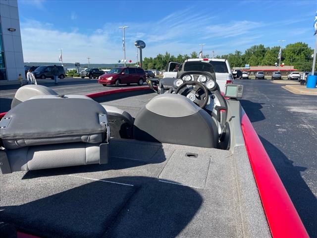 2014 Tracker Boat
