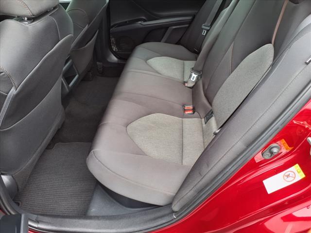 2018 Toyota Camry Hybrid LE