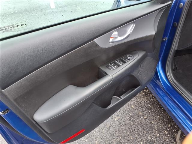 2023 Kia Forte LX