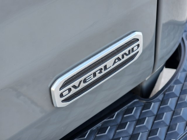 2022 Jeep Gladiator Overland