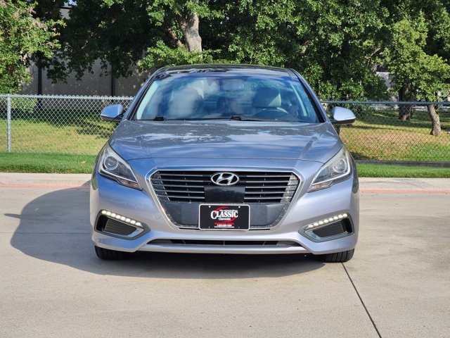 2017 Hyundai SONATA Hybrid Limited