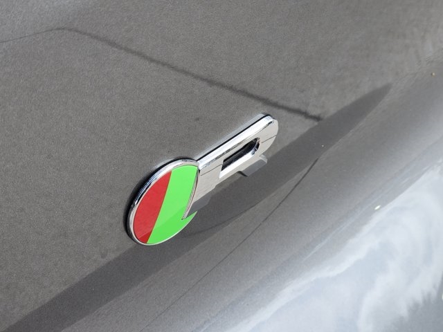 2019 Jaguar F-TYPE R