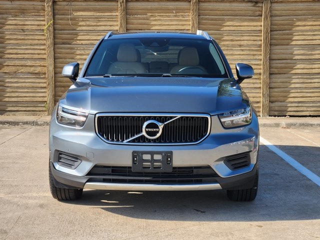 2019 Volvo XC40 T5 Momentum