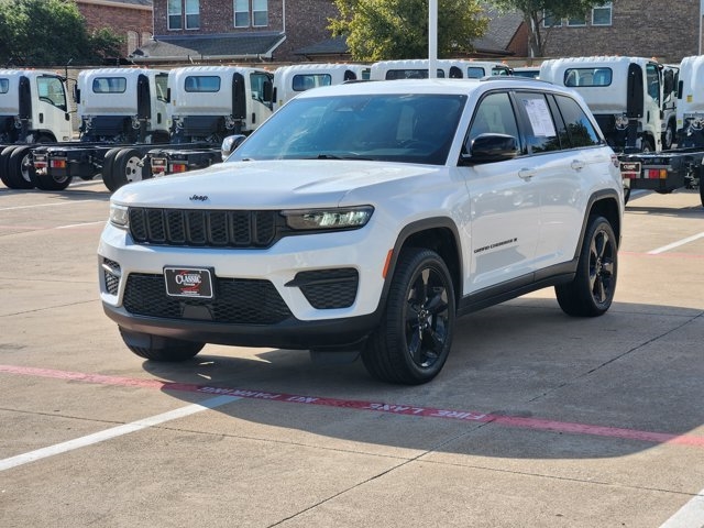 2023 Jeep Grand Cherokee Altitude