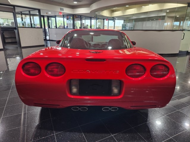 2004 Chevrolet Corvette 