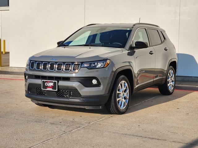 2023 Jeep Compass Latitude Lux