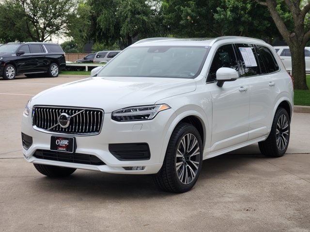 2022 Volvo XC90 T5 Momentum