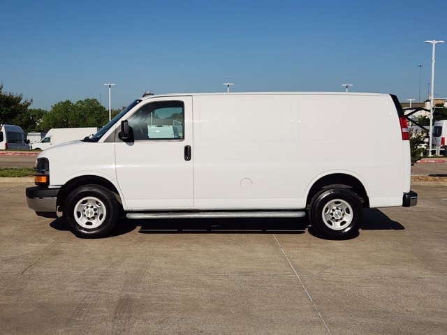 2023 Chevrolet Express 2500