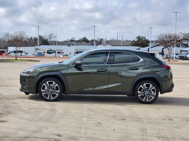 2025 Lexus UX 300h Premium