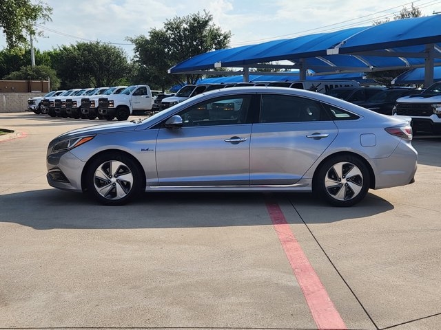 2017 Hyundai SONATA Hybrid Limited