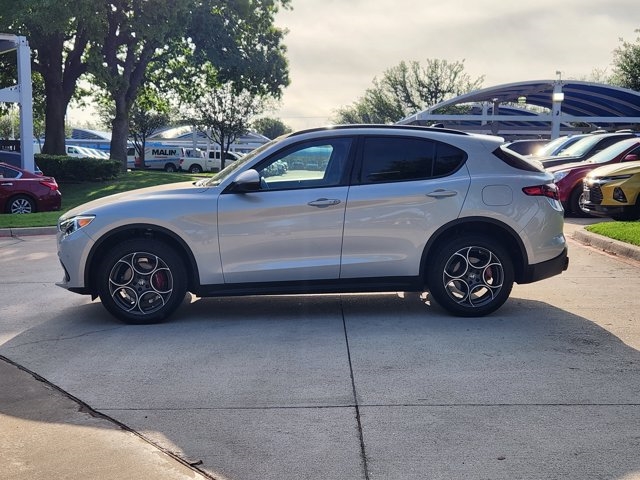 2022 Alfa Romeo Stelvio Sprint