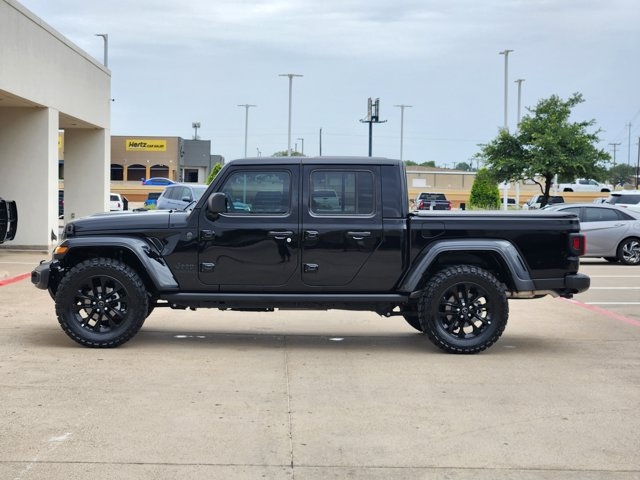 2024 Jeep Gladiator NightHawk