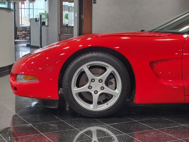 2004 Chevrolet Corvette 