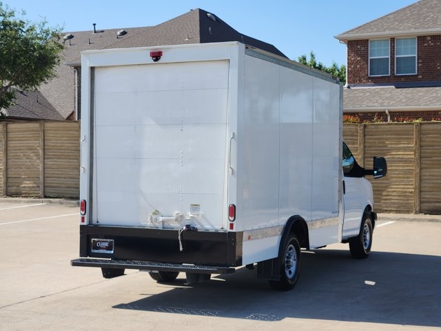 2023 Chevrolet Express 3500