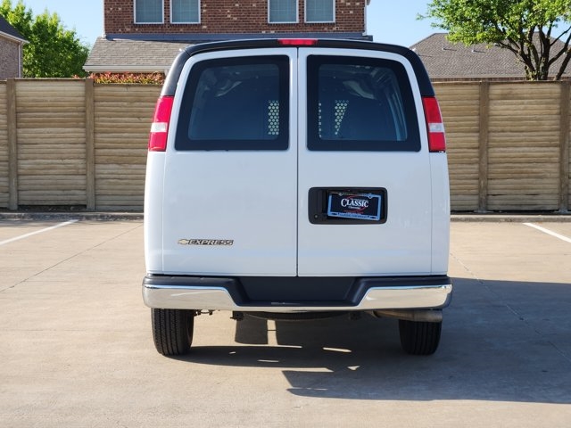 2023 Chevrolet Express 2500