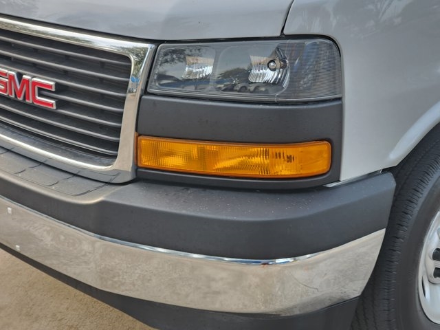 2023 GMC Savana 2500