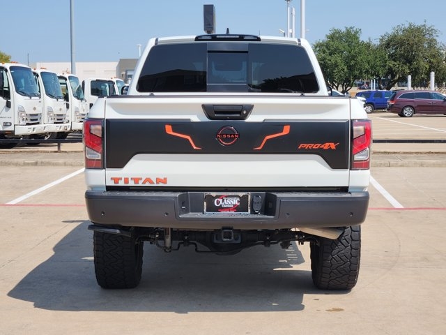 2024 Nissan Titan PRO-4X