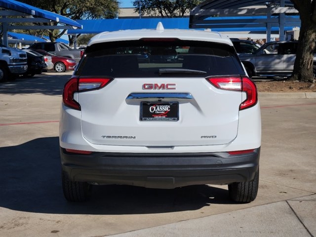 2024 GMC Terrain SLE