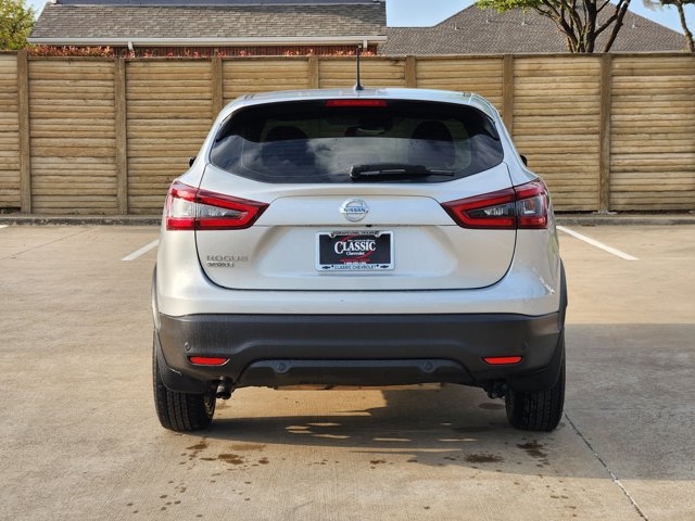 2022 Nissan Rogue Sport S