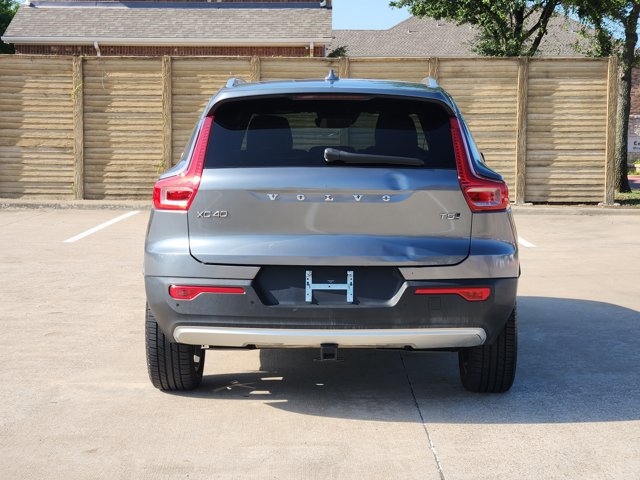 2019 Volvo XC40 T5 Momentum