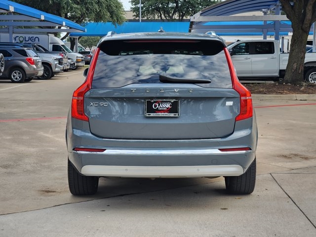 2022 Volvo XC90 Recharge T8 Inscription 7P