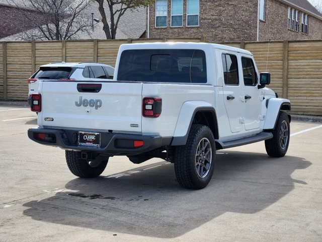 2022 Jeep Gladiator Overland