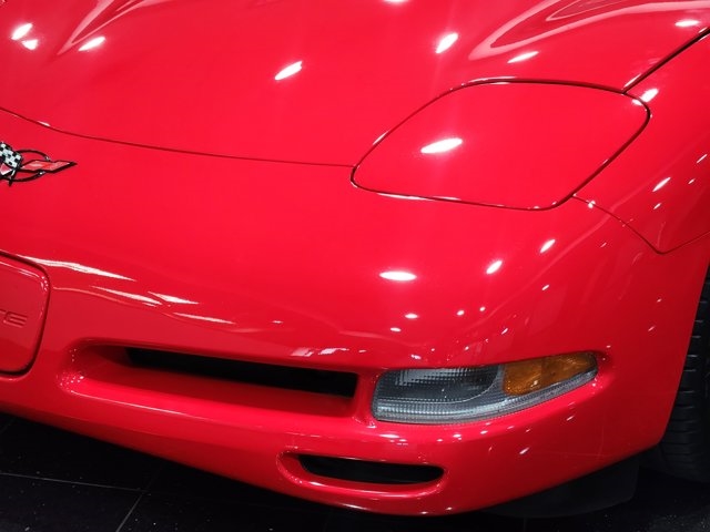 2004 Chevrolet Corvette 