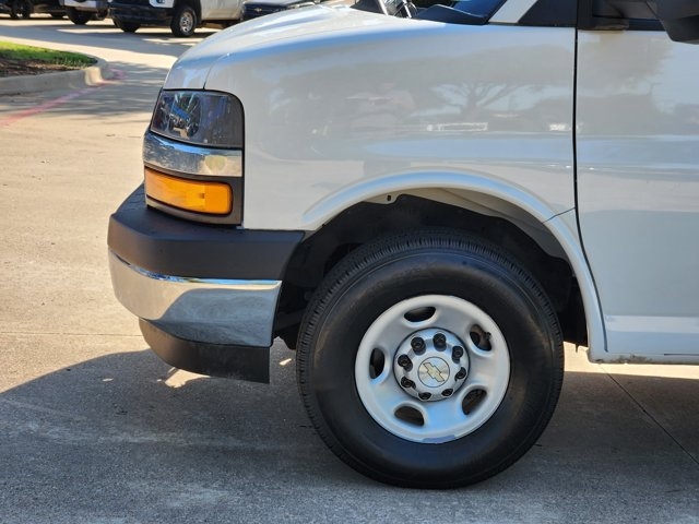 2023 Chevrolet Express 3500