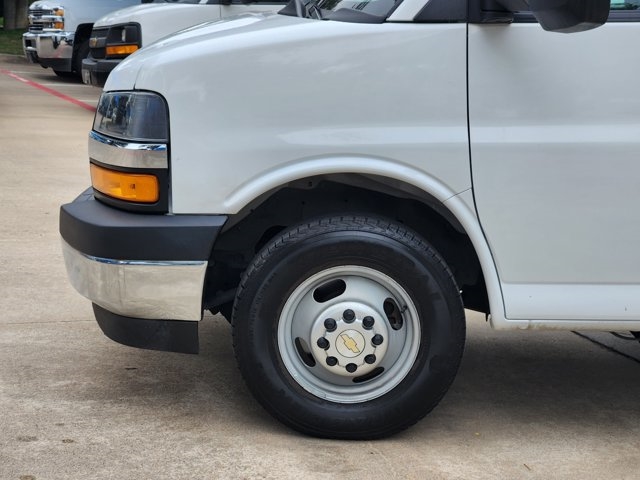 2023 Chevrolet Express 3500