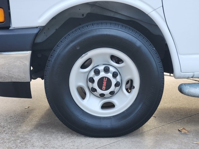 2023 GMC Savana 2500
