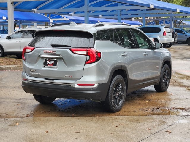2023 GMC Terrain AT4