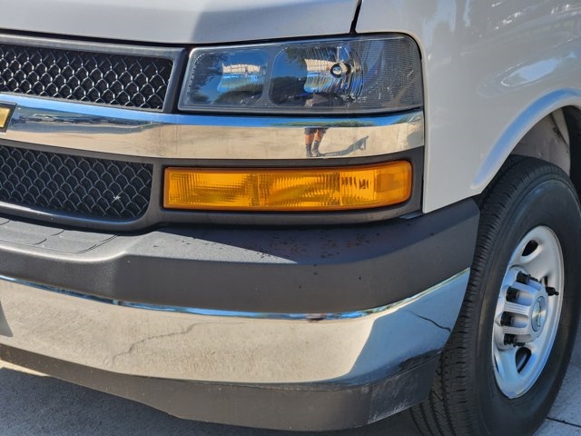 2023 Chevrolet Express 3500