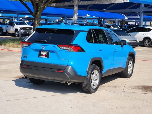 2020 Toyota RAV4 XLE