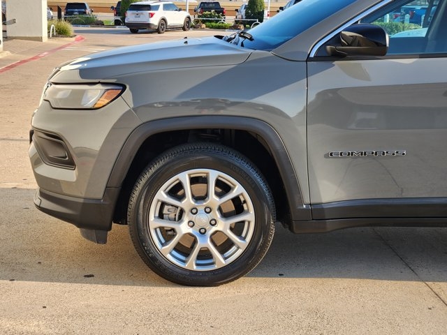 2023 Jeep Compass Latitude Lux