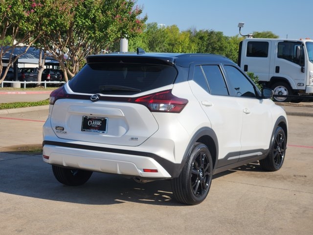 2024 Nissan Kicks SR