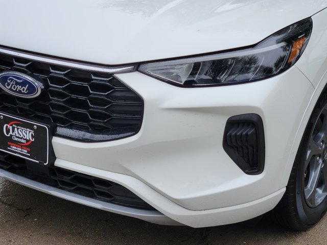 2023 Ford Escape Hybrid ST-Line
