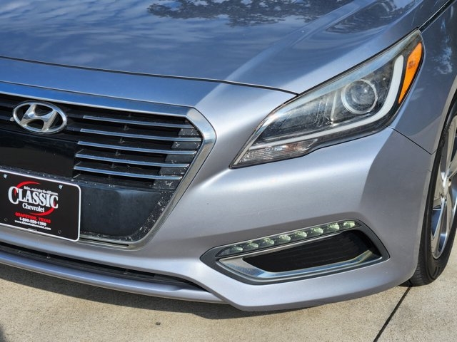 2017 Hyundai SONATA Hybrid Limited