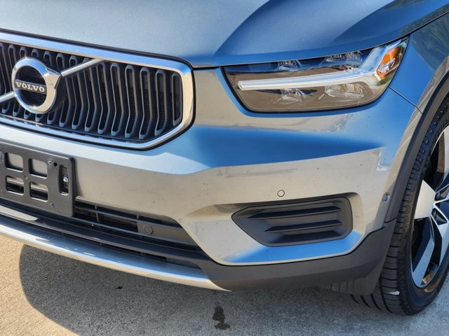 2019 Volvo XC40 T5 Momentum