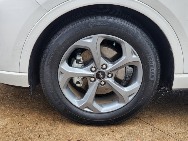 2023 Ford Escape Hybrid ST-Line