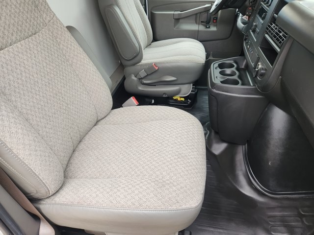 2023 Chevrolet Express 3500