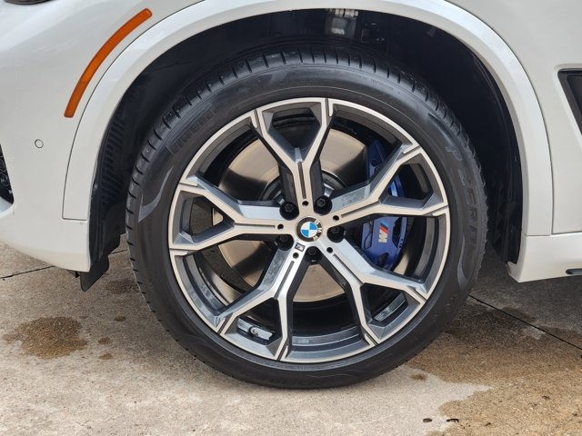 2022 BMW X5 M50i